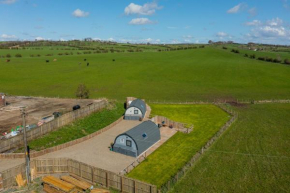 The Stag Pod Farm Stay with Hot Tub Sleeps 2
